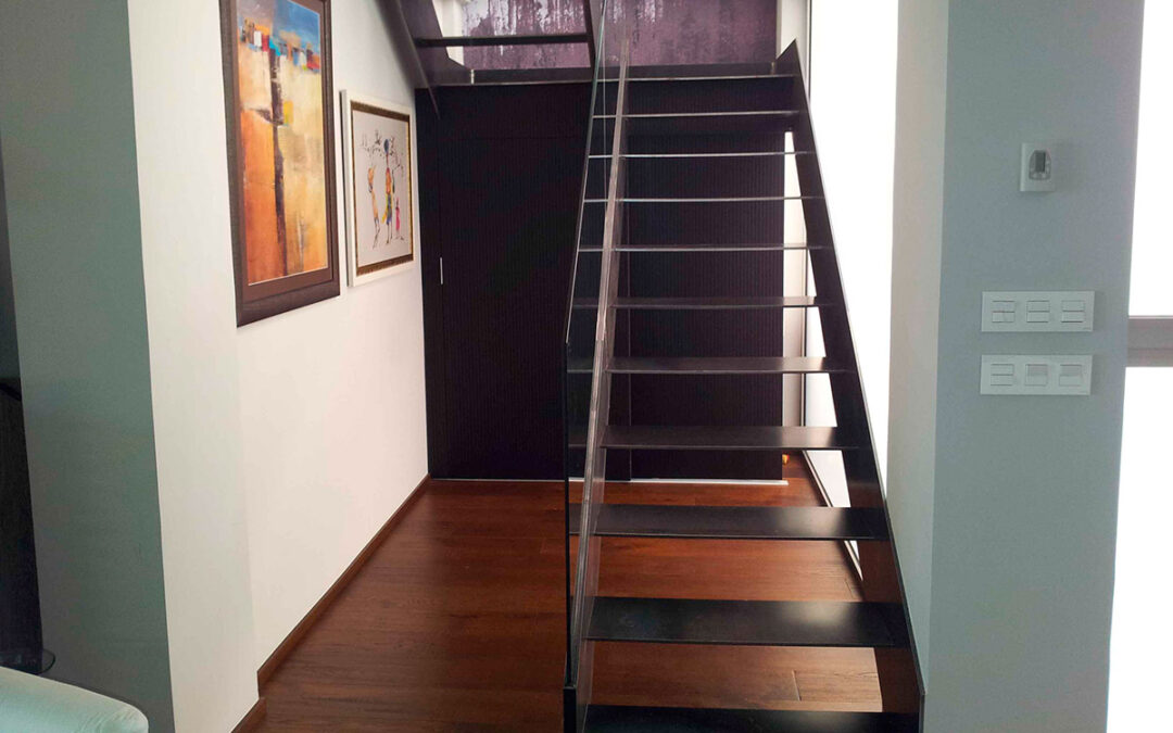 Escaleras de interior en Elche